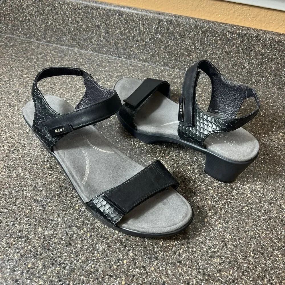 Naot Women's EU 41 US 10.5 Ankle Strap Black Leather Sandals Open Toe Sling Back